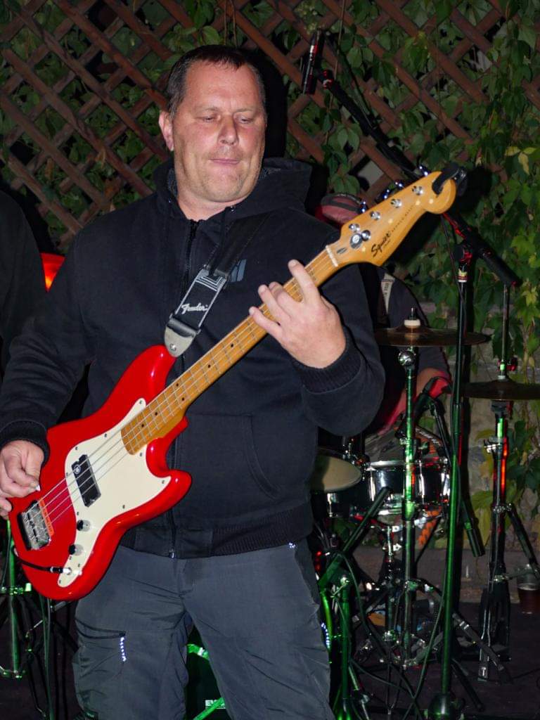 Guido, Bass